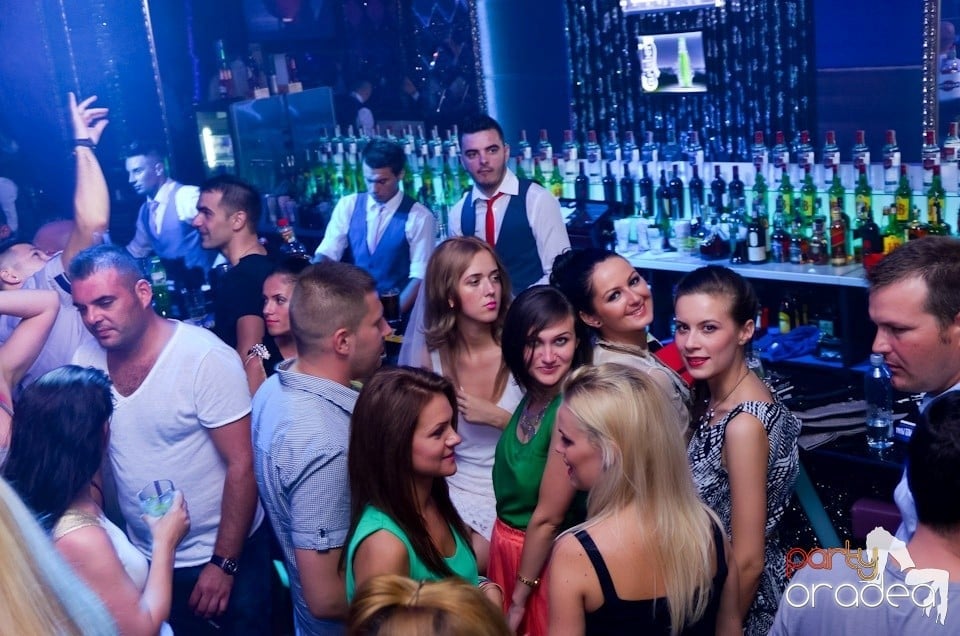 Party în Club The One cu DJ Ben Boognar,
