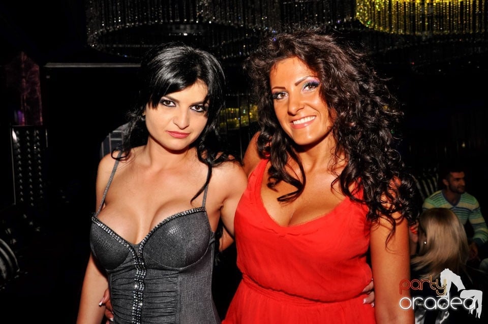 Party în Club The One,