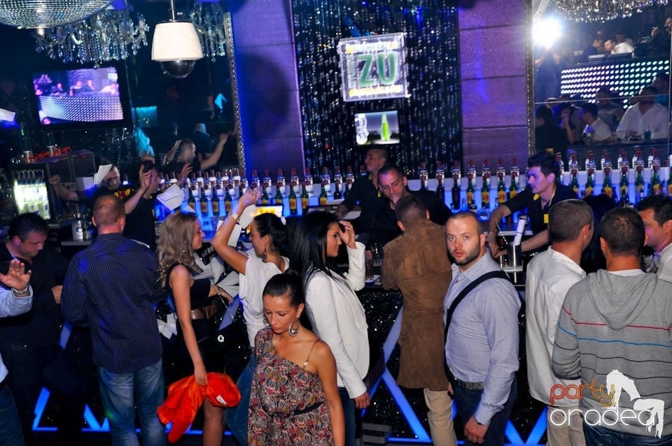 Party în Club The One,