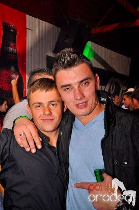Party în Disco Faház,