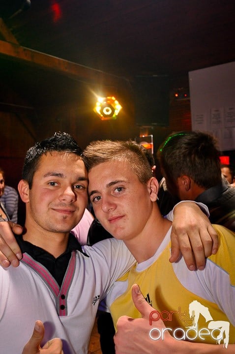 Party în Disco Faház,
