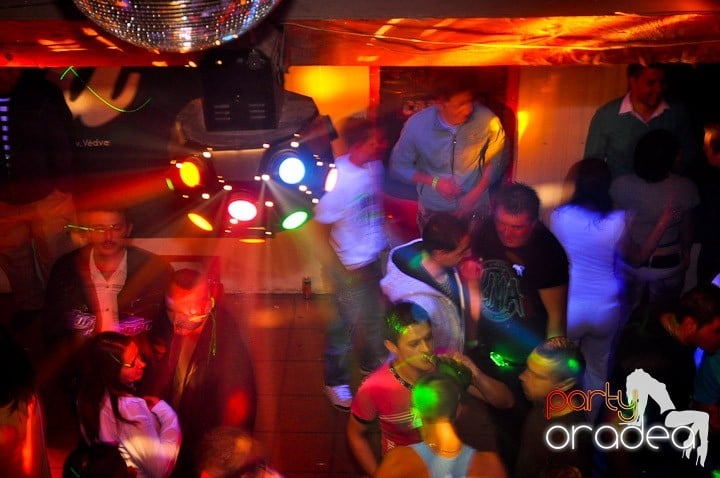 Party în Disco Faház,