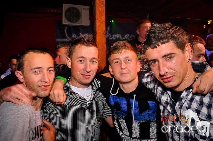 Party în Disco Faház,