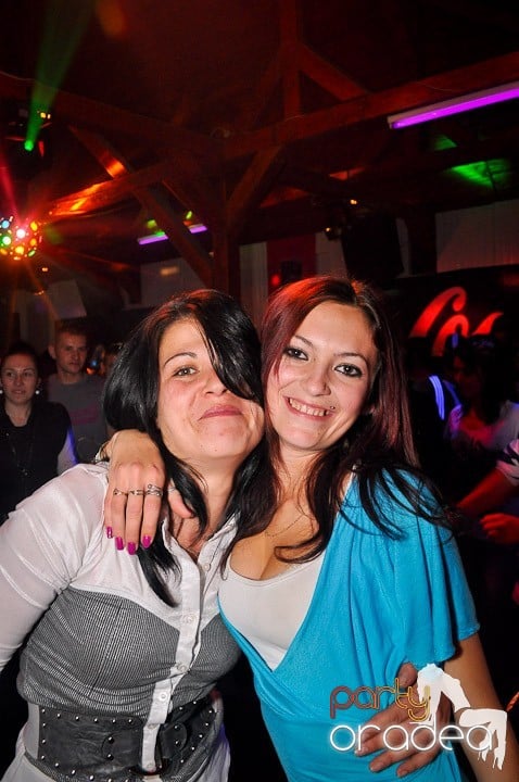 Party în Disco Faház,