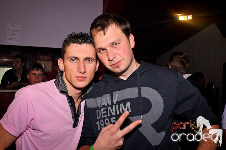 Party în Disco Faház,