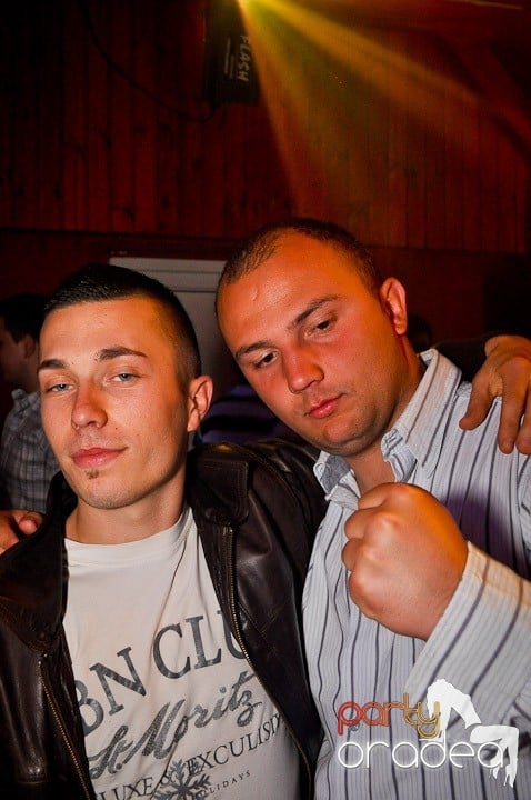 Party în Disco Faház,