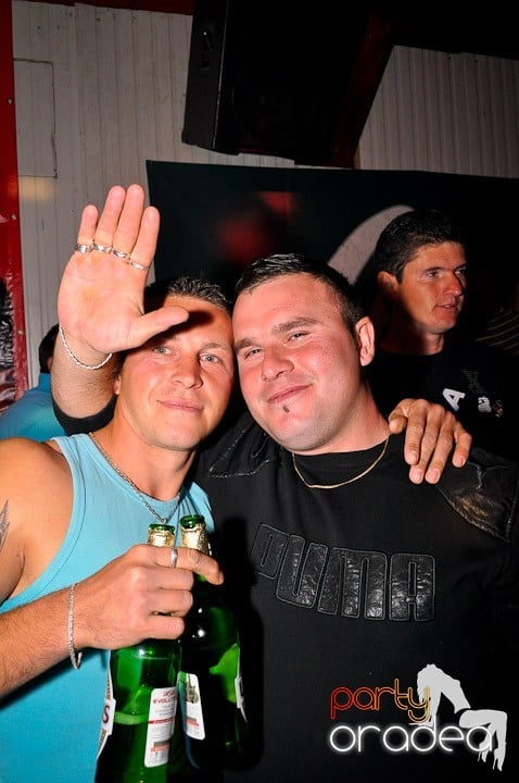 Party în Disco Faház,
