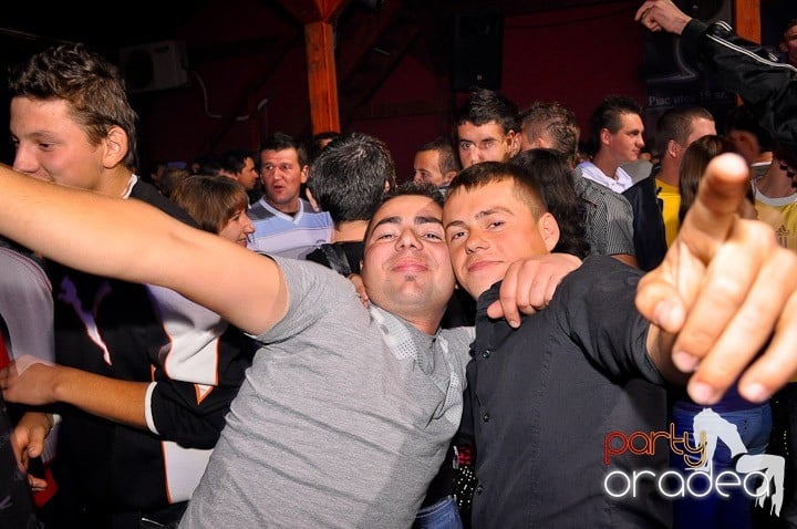 Party în Disco Faház,