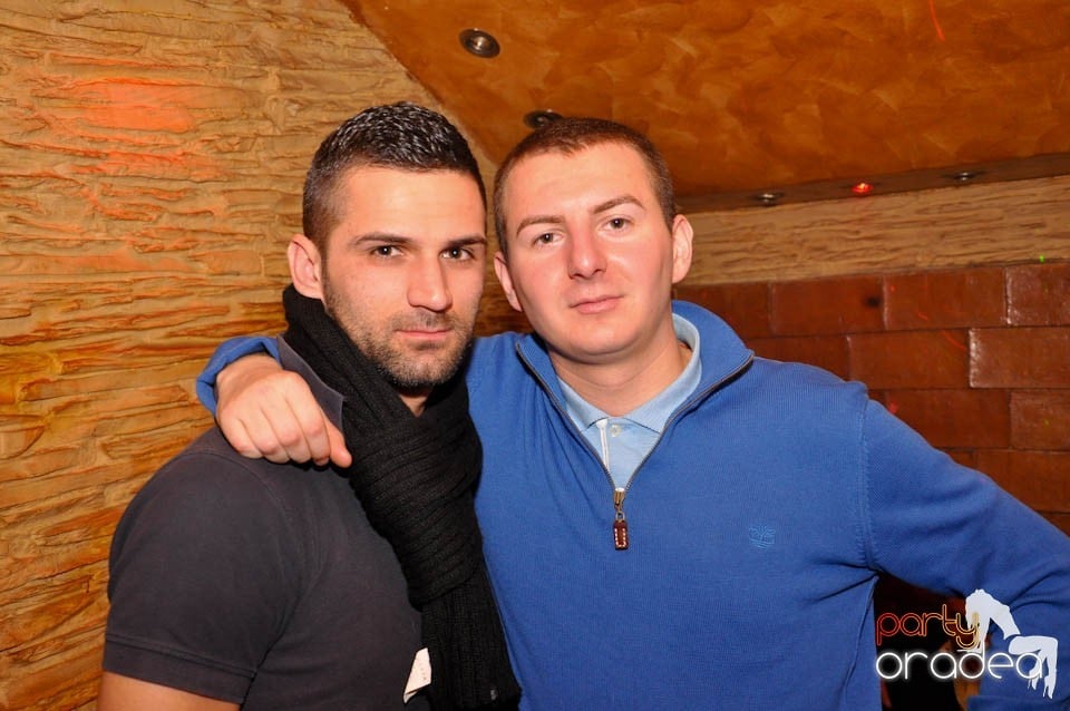 Party în Downtown Club, 