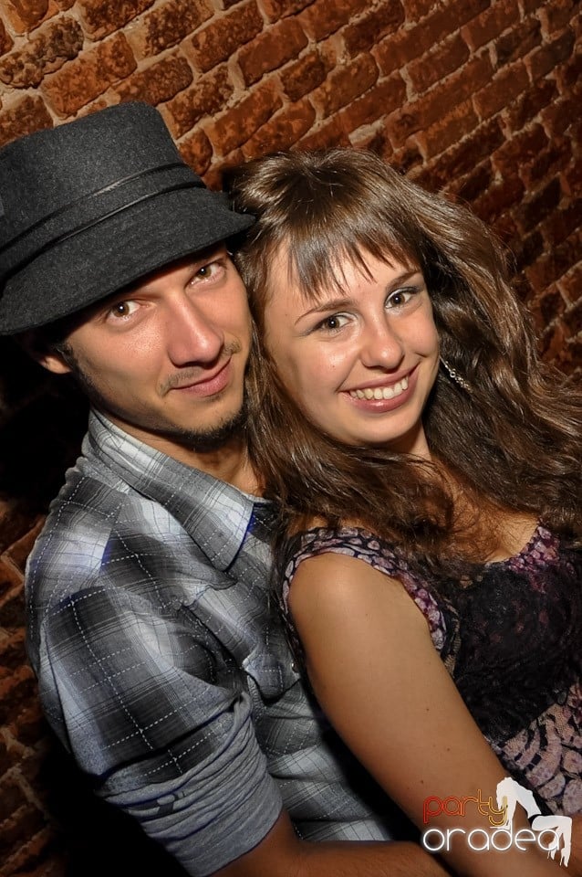 Party în Escape Club, 