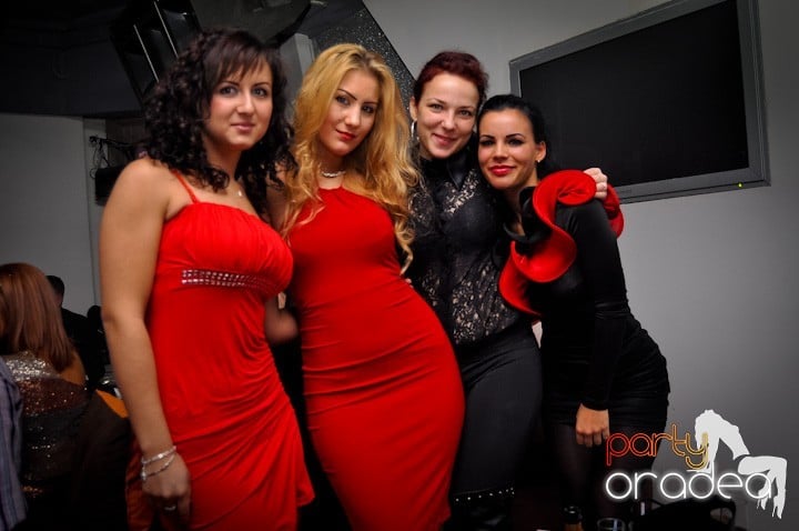 Party în Heat Club, 