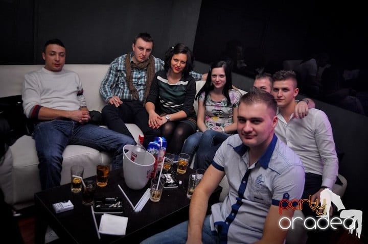 Party în Heat Club, 