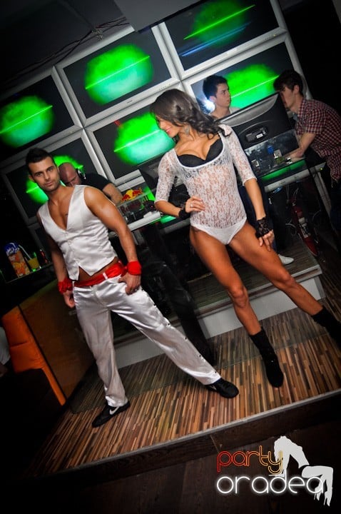 Party în Heat Club, 