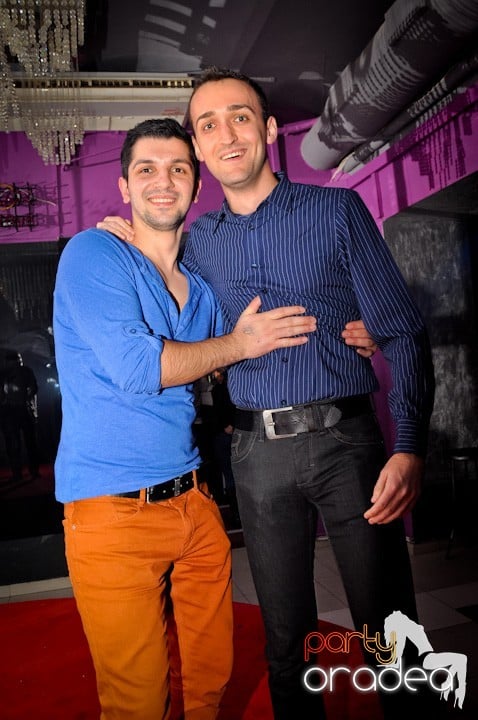 Party în Heat Club, 