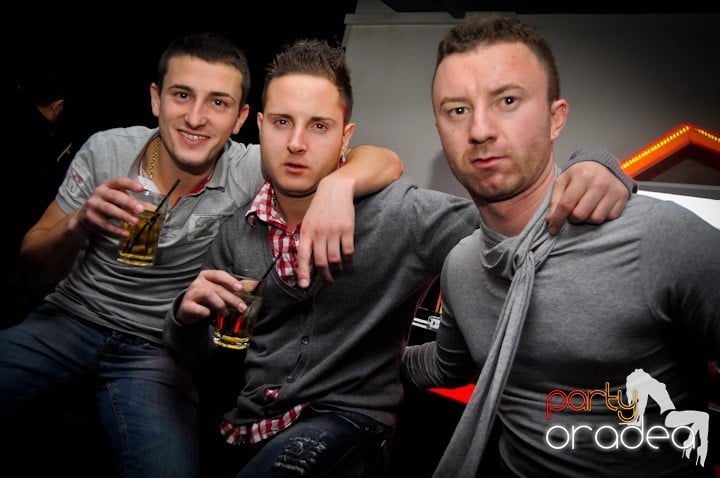 Party în Heat Club, 