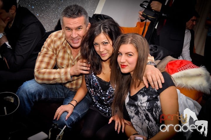 Party în Heat Club, 