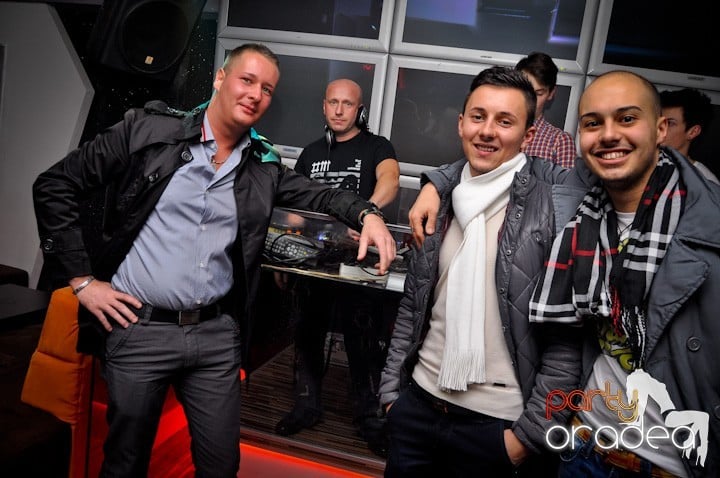 Party în Heat Club, 