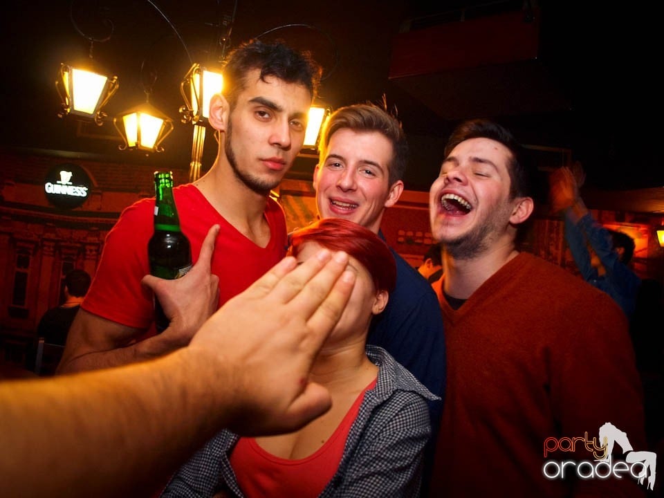 Party în Lord's Pub, Lord's Pub