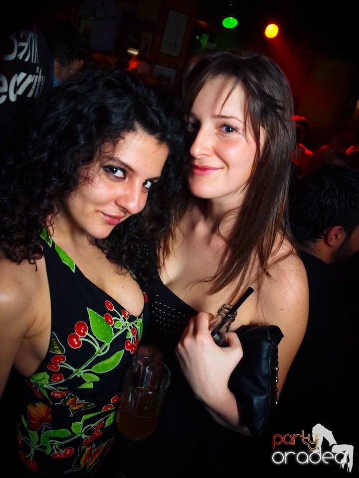Party în Lord's Pub, Lord's Pub