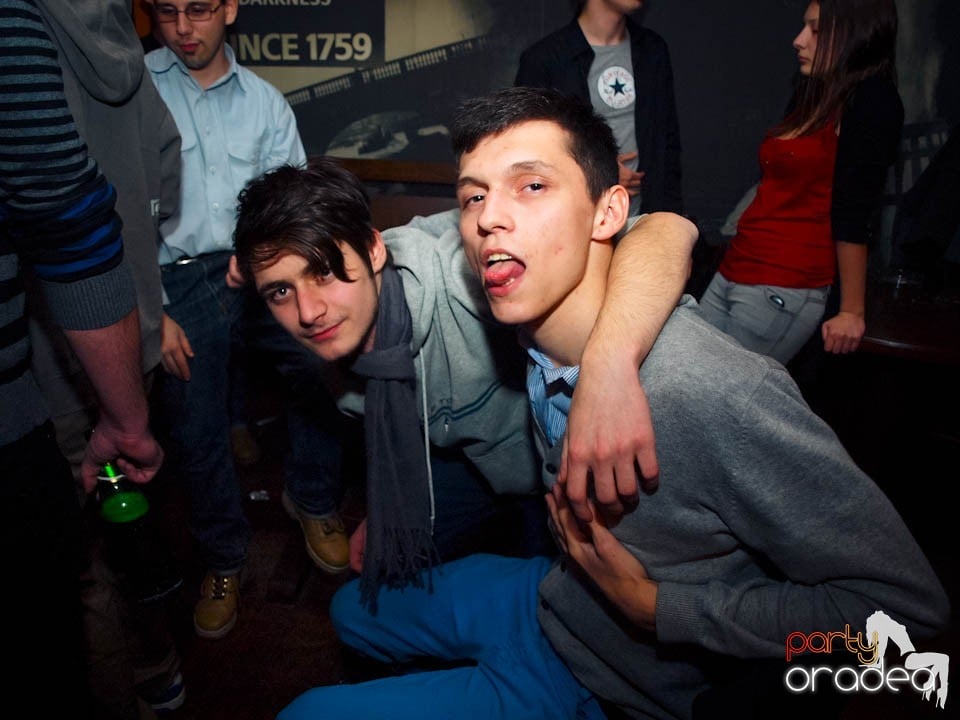 Party în Lord's Pub, Lord's Pub