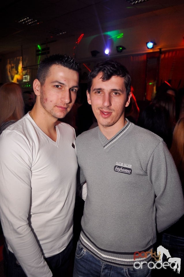 Party în Student's Place, Student's Place