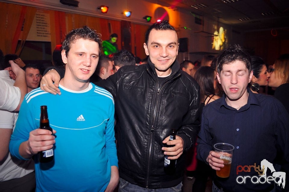 Party în Student's Place, Student's Place