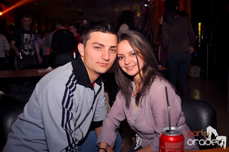 Party în Student's Place, Student's Place