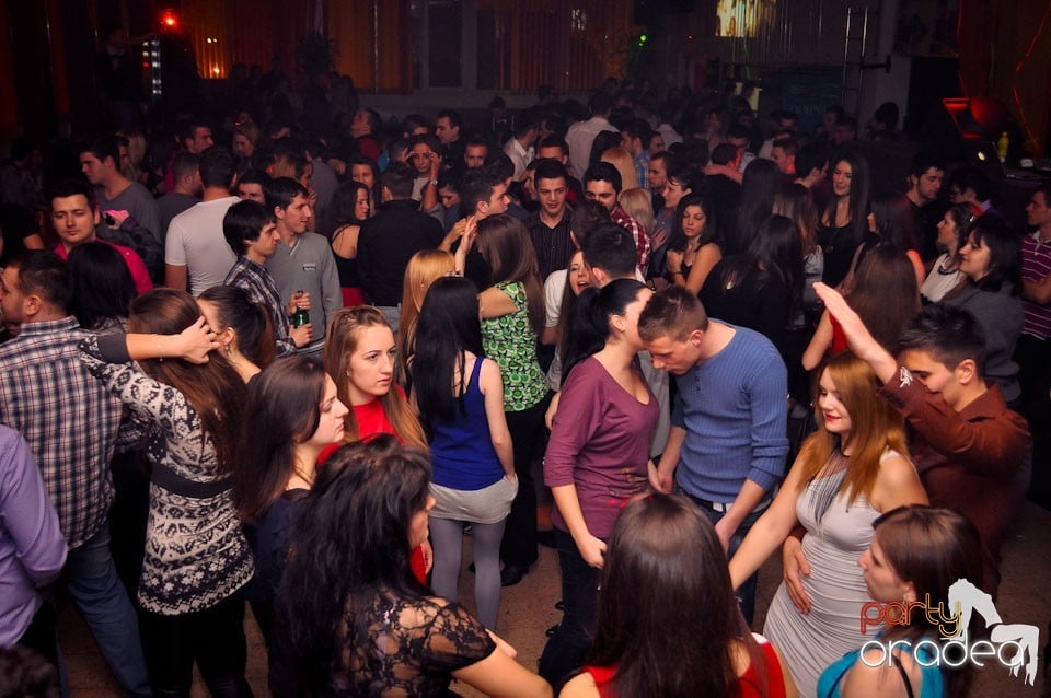 Party în Student's Place, Student's Place