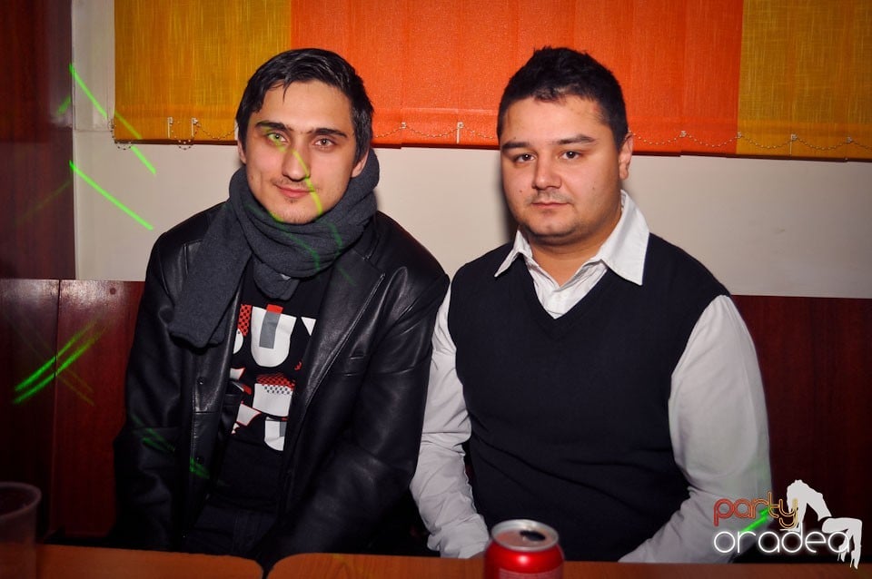 Party în Student's Place, Student's Place