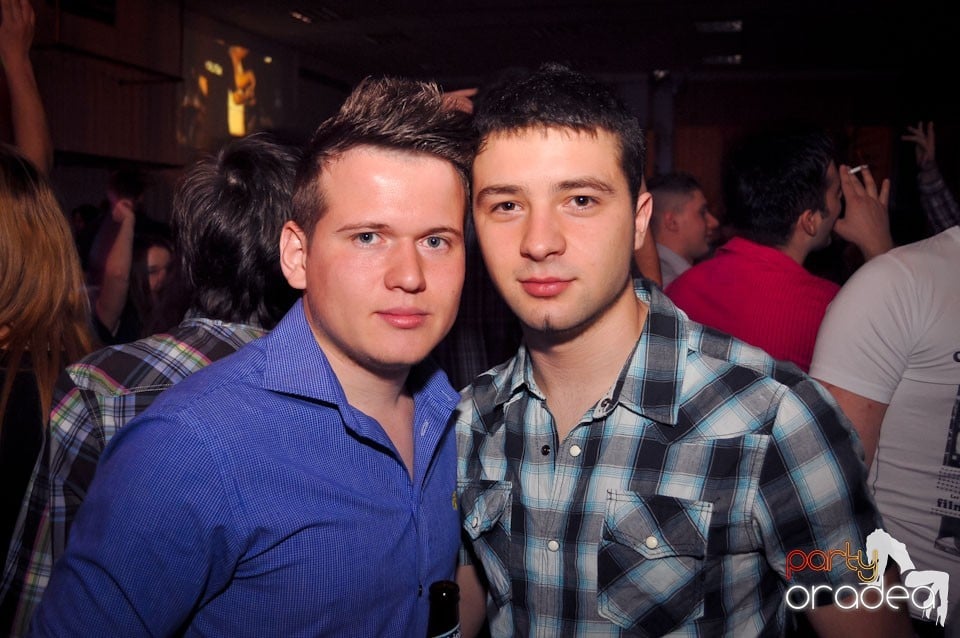 Party în Student's Place, Student's Place