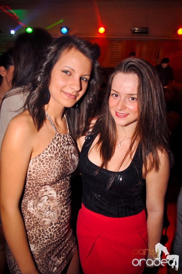 Party în Student's Place, Student's Place