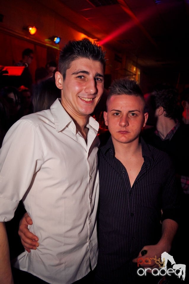 Party în Student's Place, Student's Place