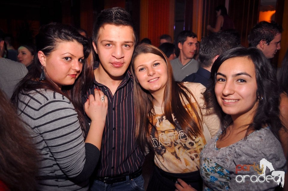 Party în Student's Place, Student's Place