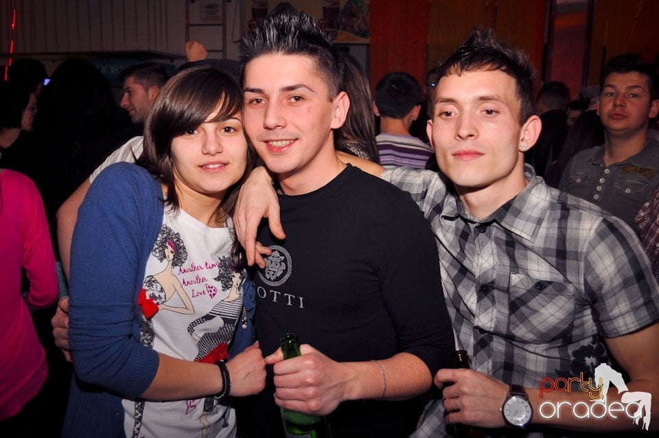 Party în Student's Place, Student's Place