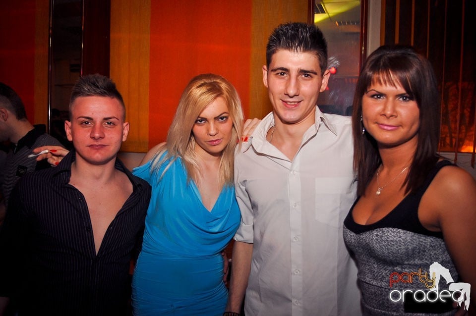 Party în Student's Place, Student's Place