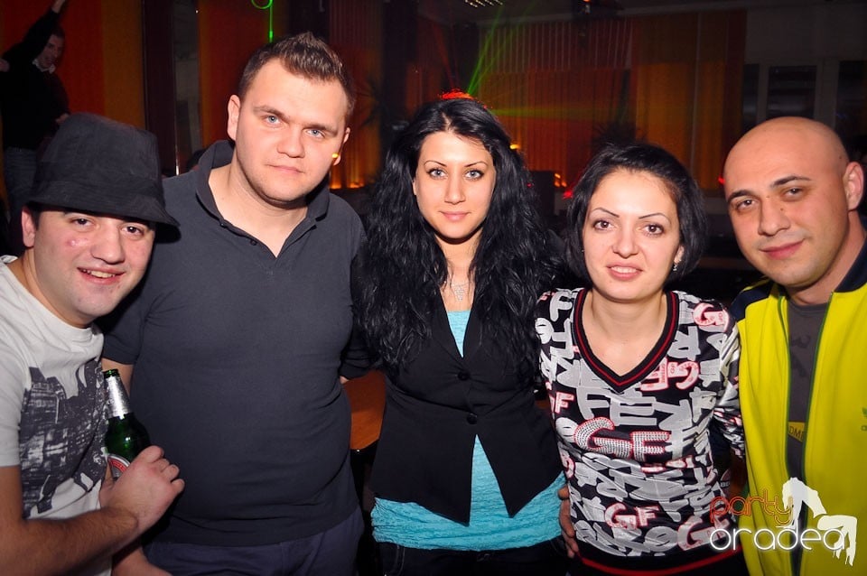 Party în Student's Place, Student's Place