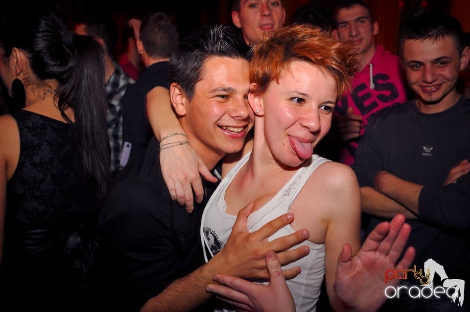 Party în Student's Place, Student's Place