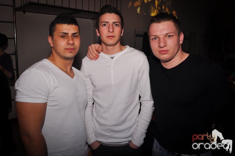 Party în Student's Place, Student's Place