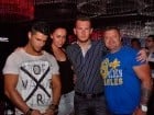 Party în The One