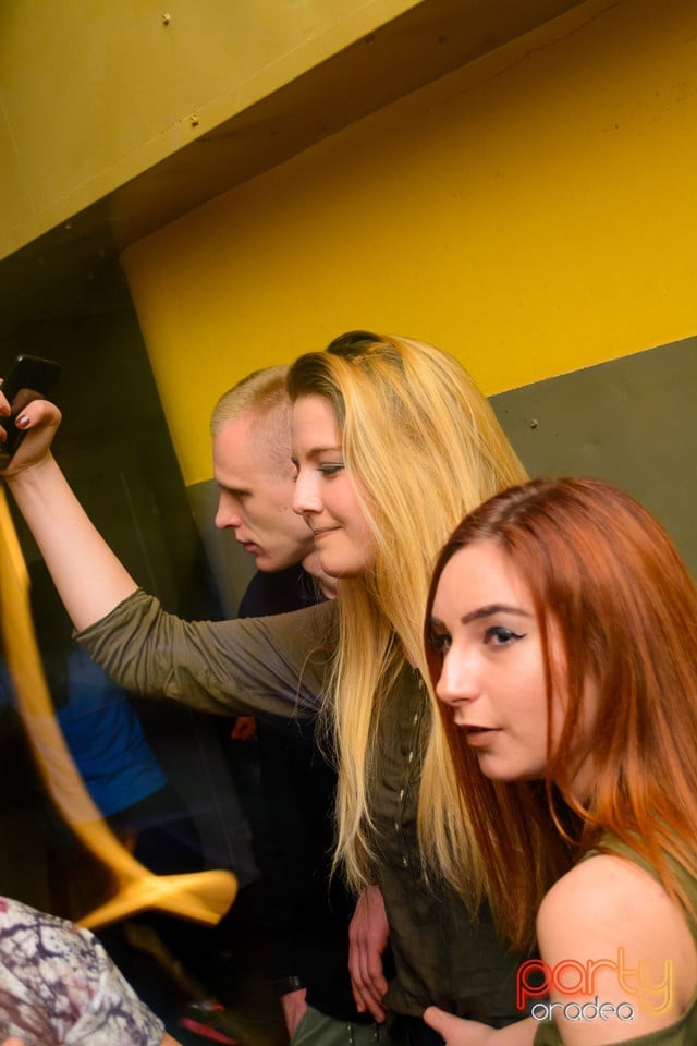 Party în Yellow Submarine, 