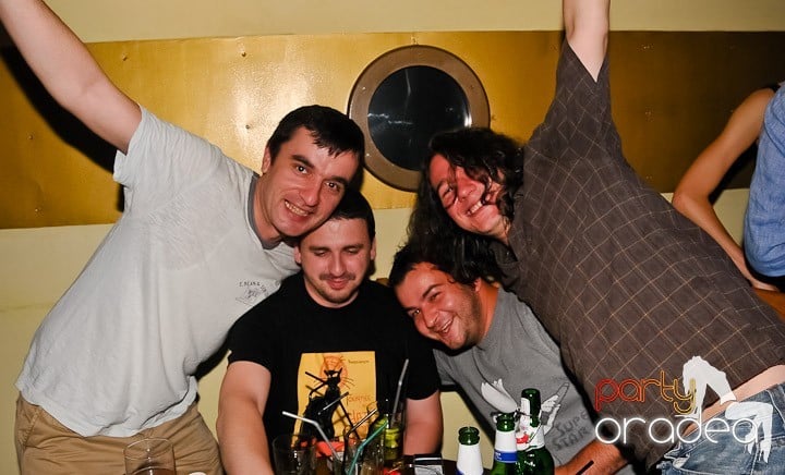 Party în Yellow Submarine, 