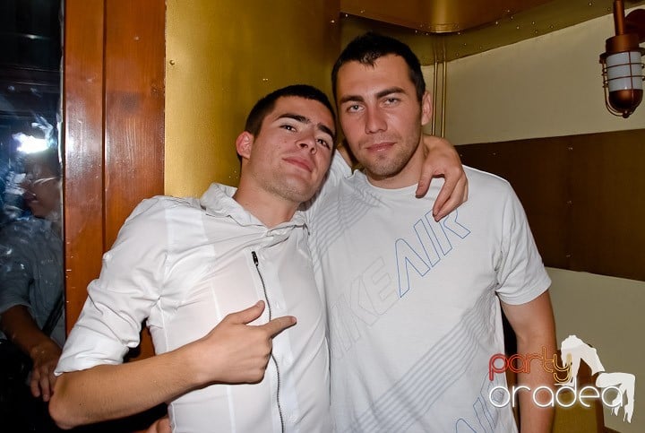 Party în Yellow Submarine, 