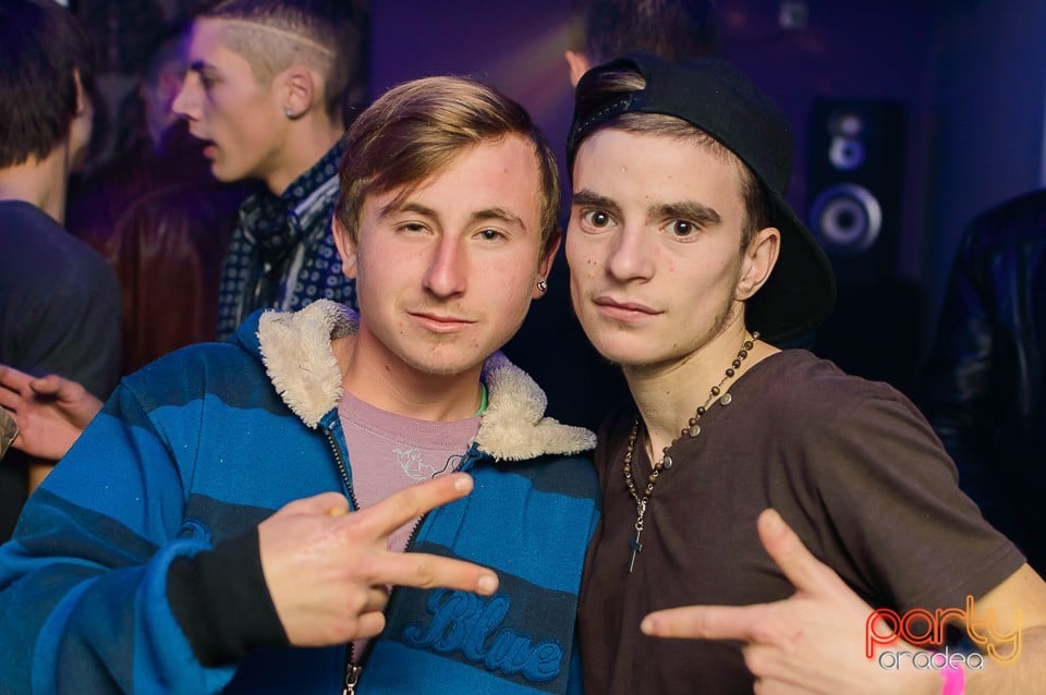 Party în Zona Club, 