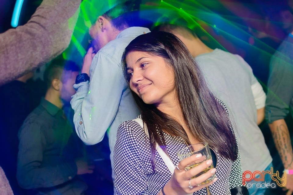 Party în Zona Club, 