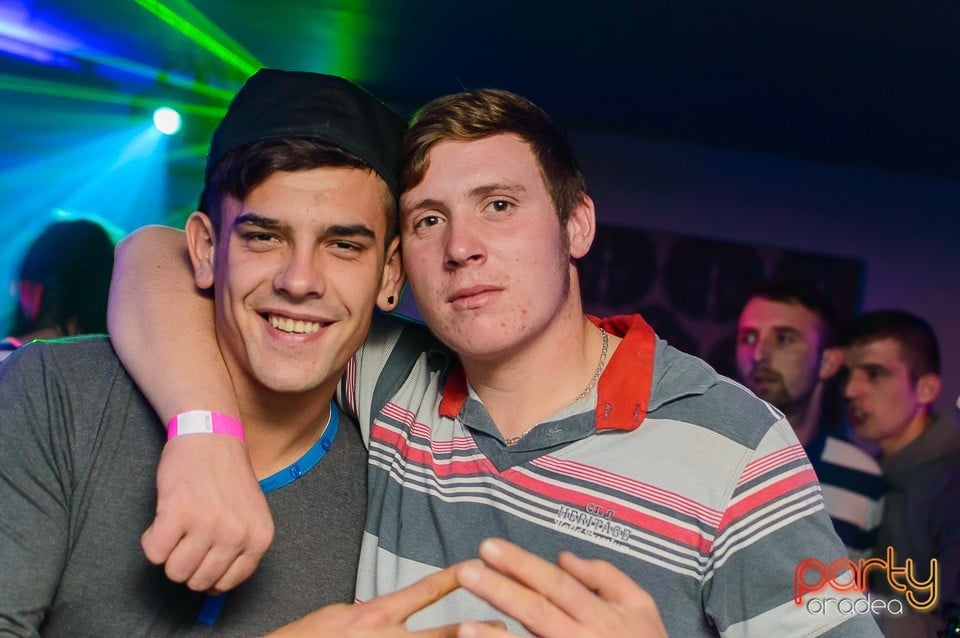 Party în Zona Club, 