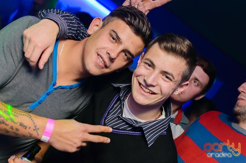 Party în Zona Club, 