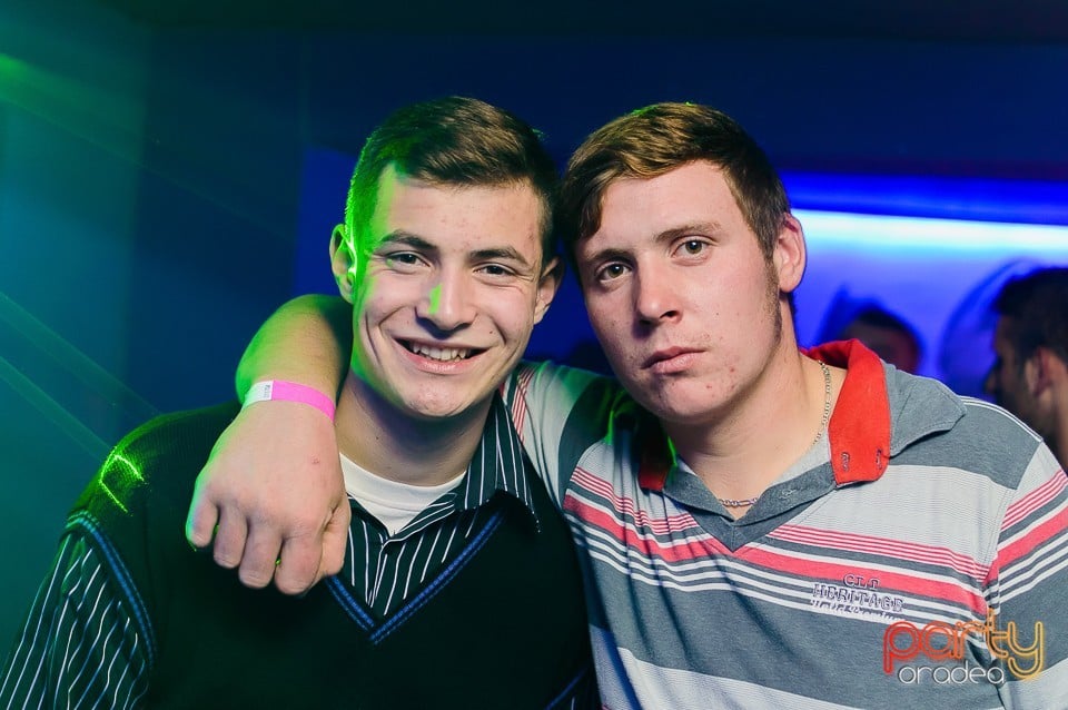 Party în Zona Club, 