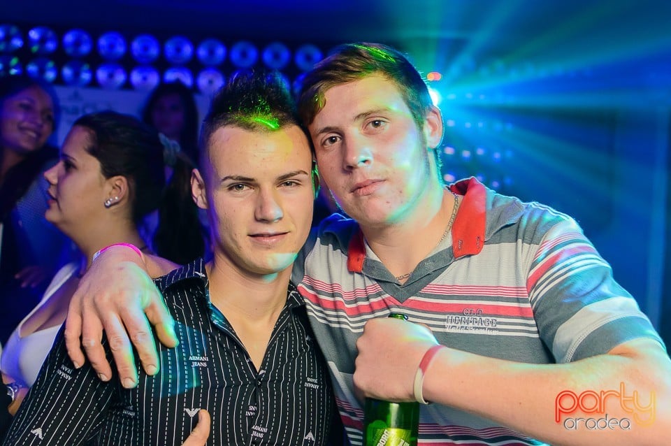 Party în Zona Club, 