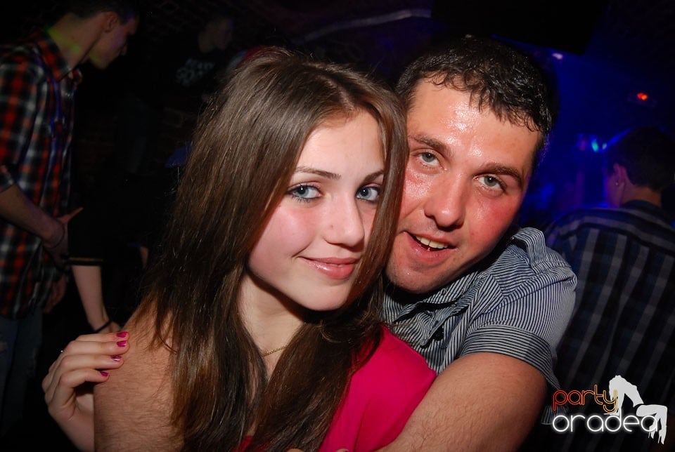 Party incendiar în Escape, 