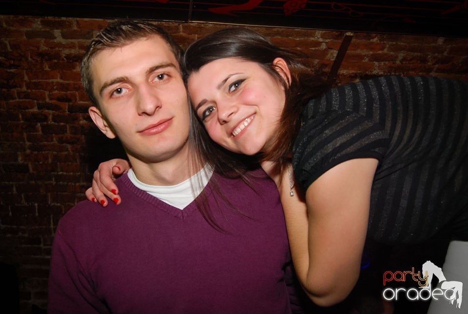 Party incendiar în Escape, 